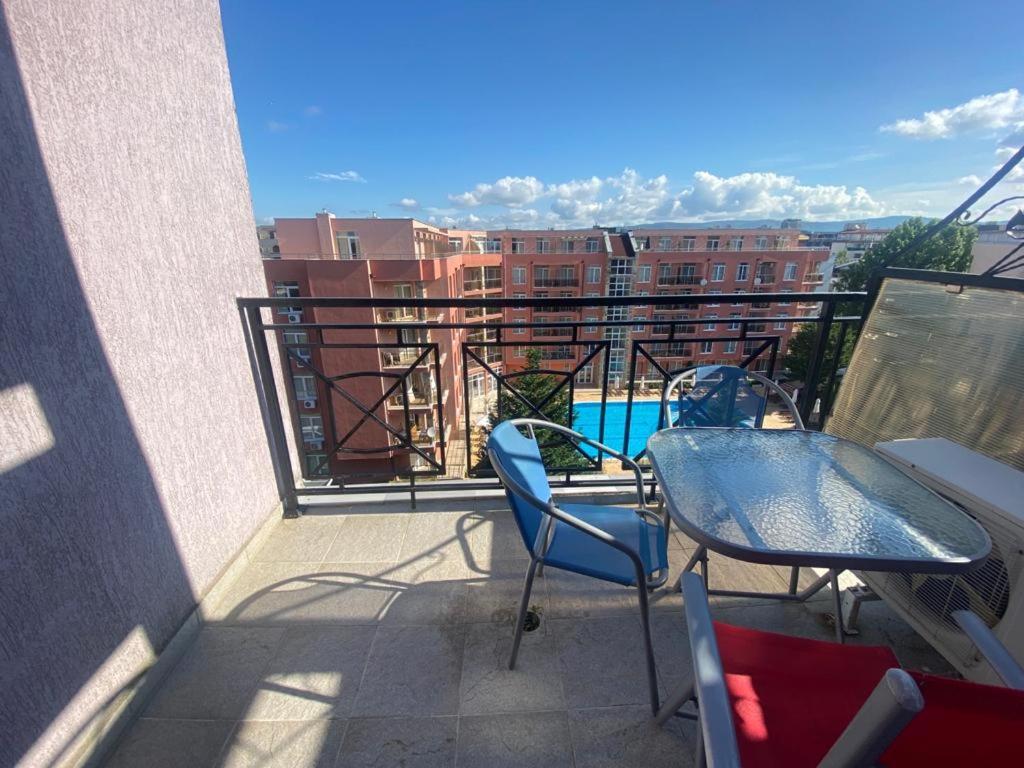 Rainbow 3 - Apartament Leilighet Slântsjev Brjag Eksteriør bilde