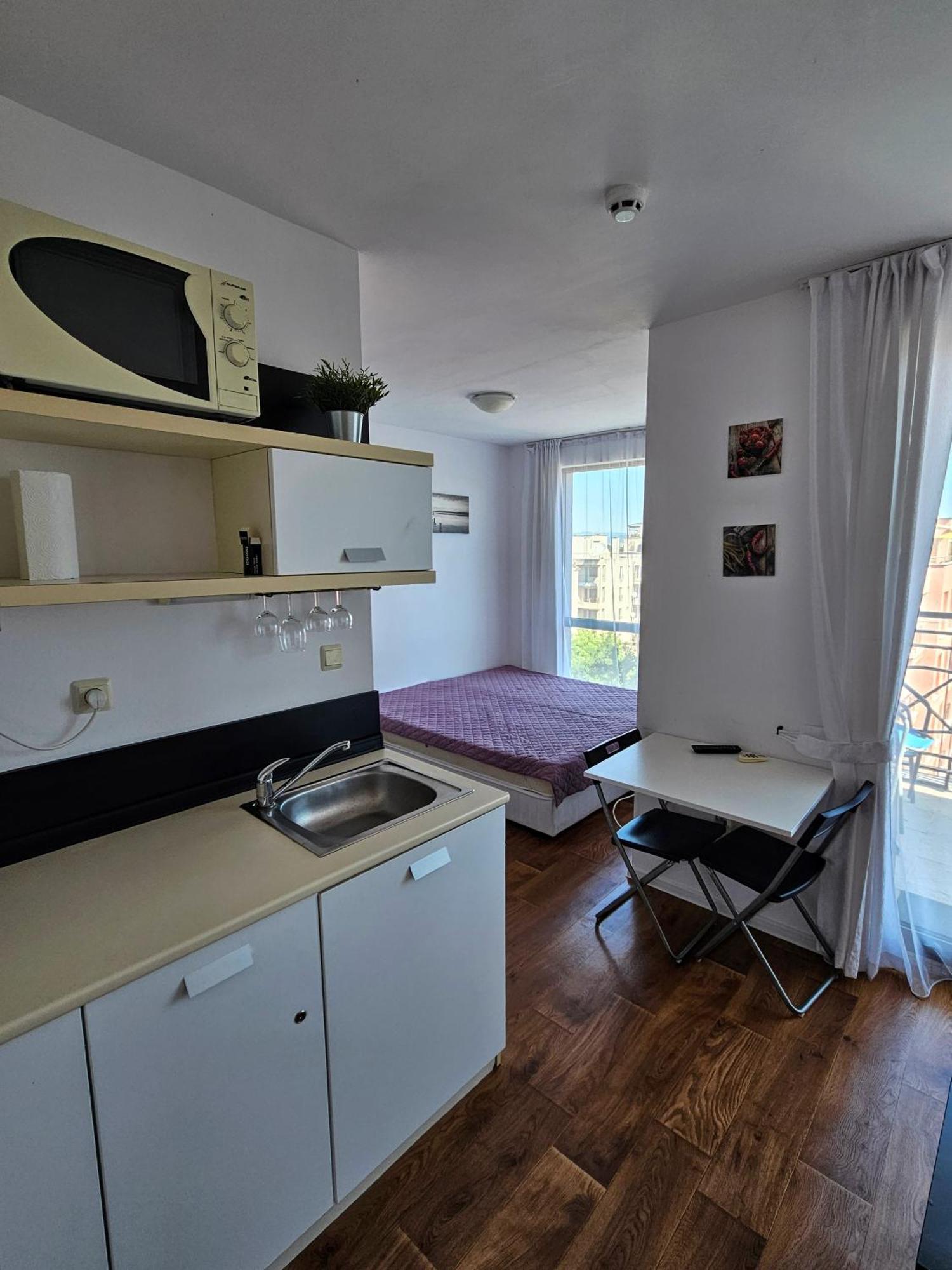 Rainbow 3 - Apartament Leilighet Slântsjev Brjag Eksteriør bilde